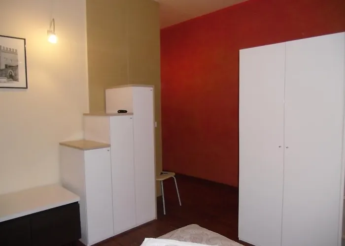 Tatil Evi Scendi Dal Treno *